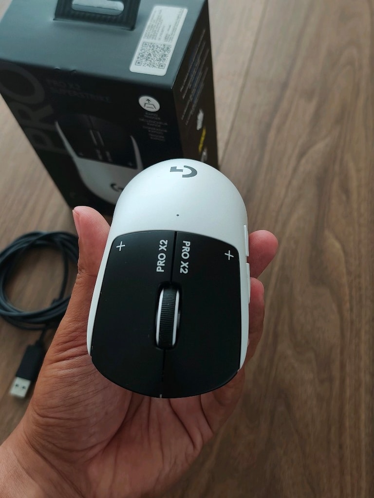Logitech G Pro Superstrike 3-4 Aylık Az Kullanılmış