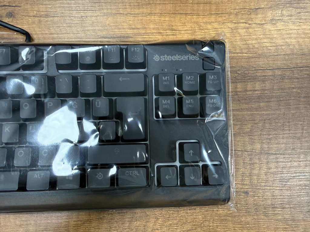 SteelSeries Apex 3 TKL Siyah RGB Kablolu Oyuncu Klavyesi - 4