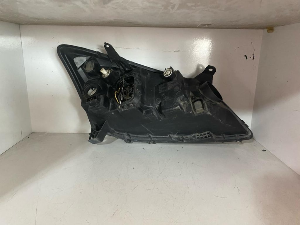 TOYOTA COROLLA HB 2001-2004 SOL FAR ORJİNAL - 5