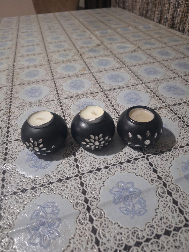 3 adet mumluk fiyatıdır mumları ile birlikte - 9