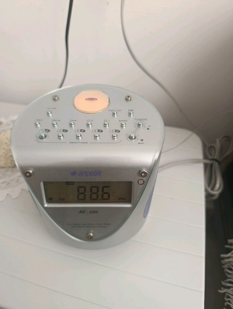 ARÇELİK MS-1280 RADYO ALARM GECE LAMBASI - 4
