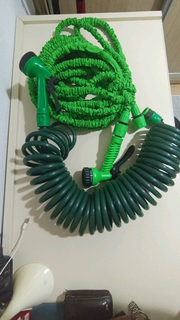 iki adet bahçe hortumu - 4