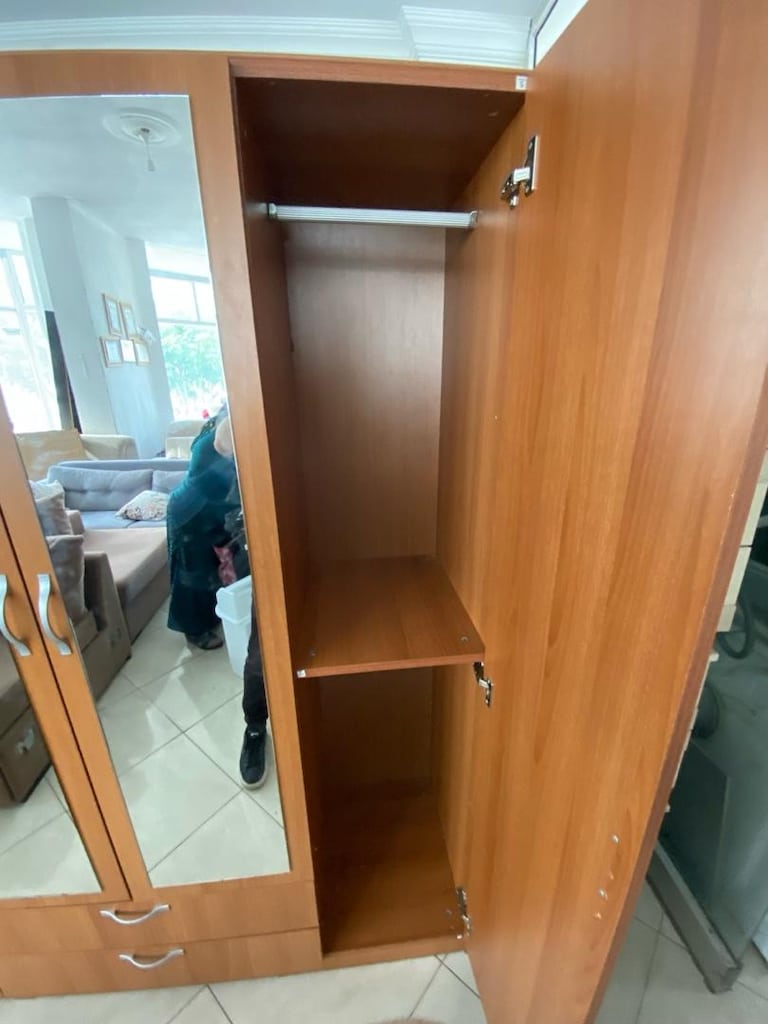 Temiz 4 Kapaklı Gardrop - 5