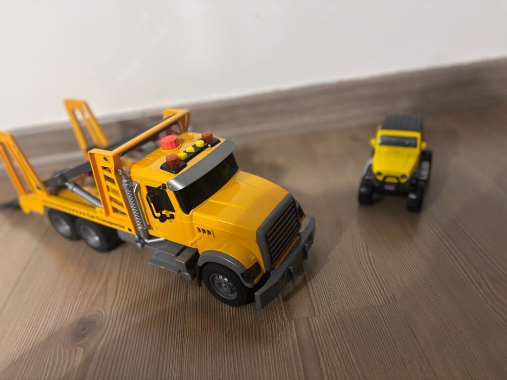 oyuncak kamyon ve jeep - 3