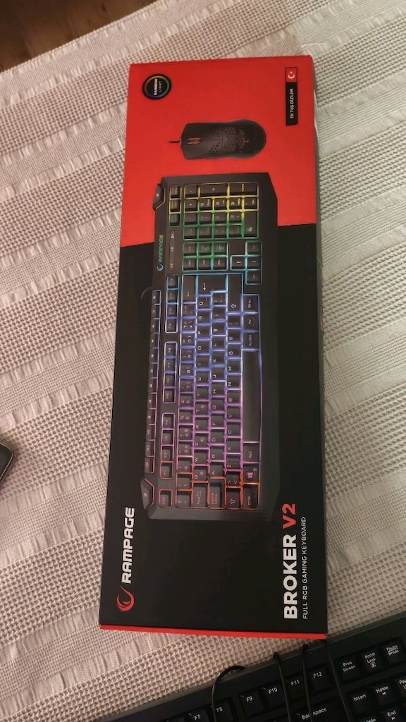 RAMPAGEBROKER V2 FULL RGB GAMING KEYBOARD - 2