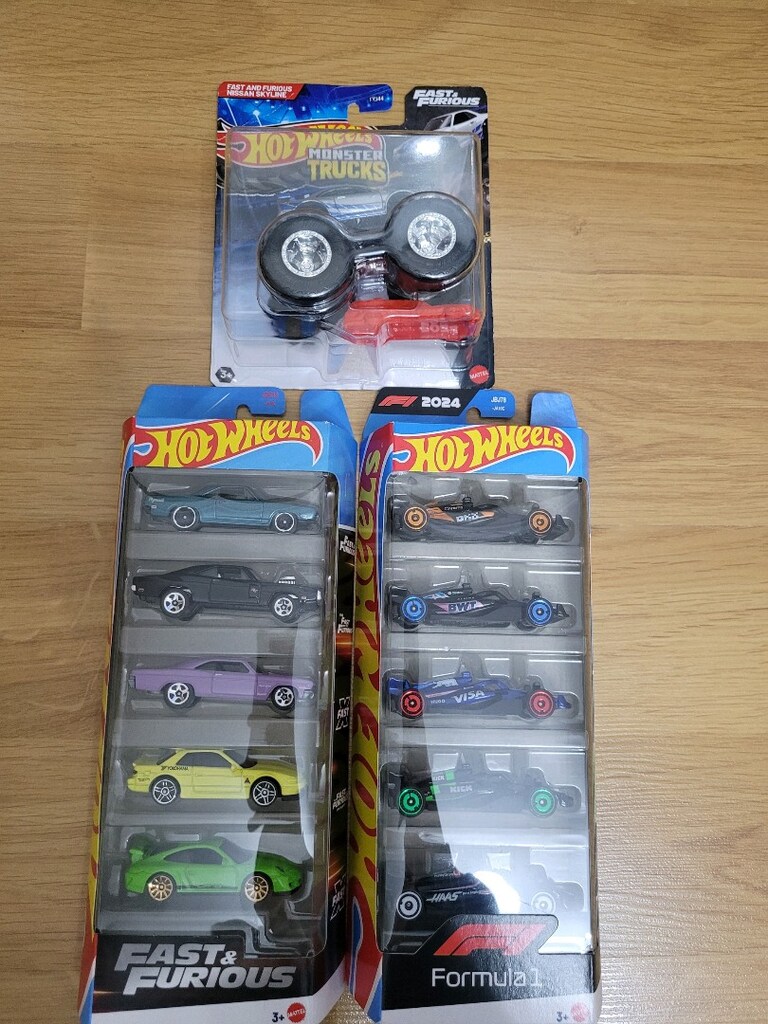 Hotwheels - 2