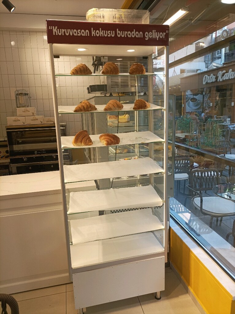 çok güzel cam ışıklı vitrin 7 raflı - 3
