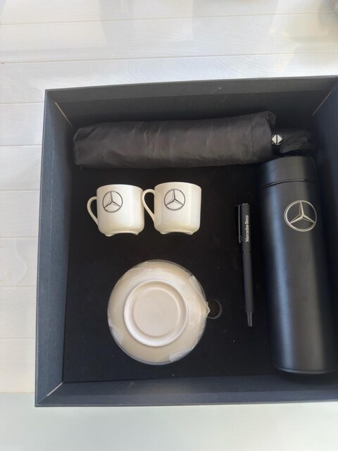 MERCEDES HEDİYE KUTUSU