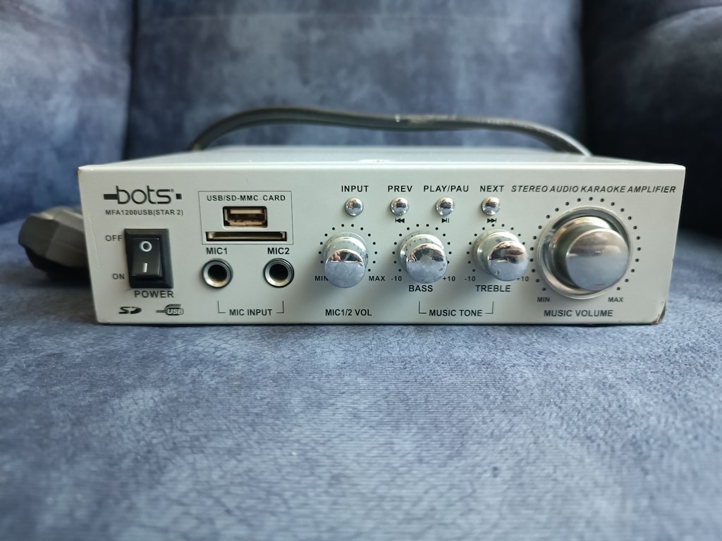 Bots 2x15W Star 2 Stereo Karaoke Amfi - USB SD Çift Mikrofon - 3