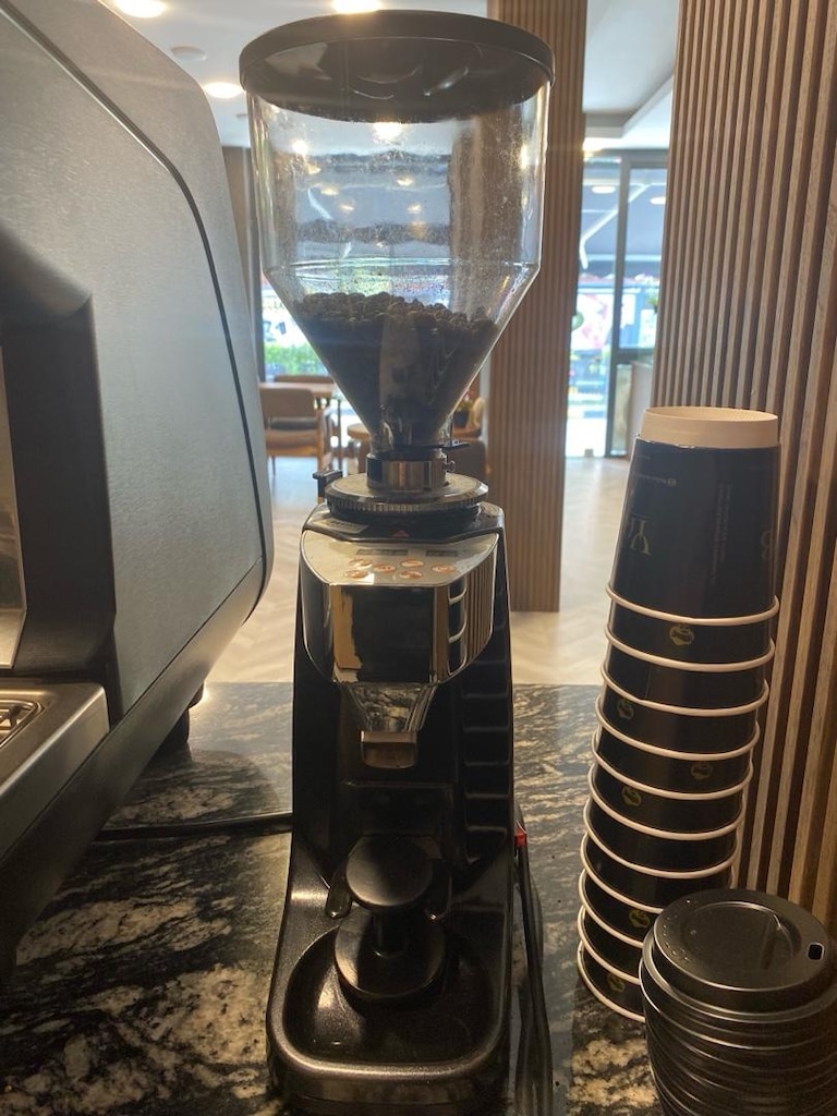 Simonelli appia 2 kahve makinasi paketi - 4
