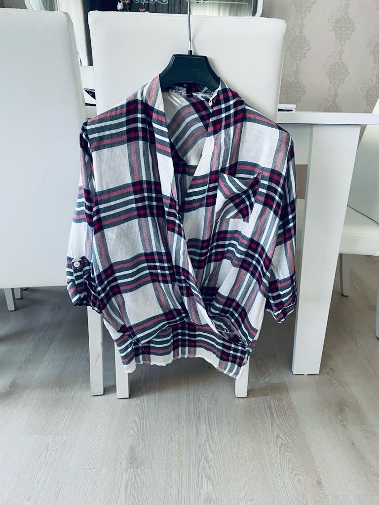 çok şık kruvaze yaka Select marka kadın gömlek