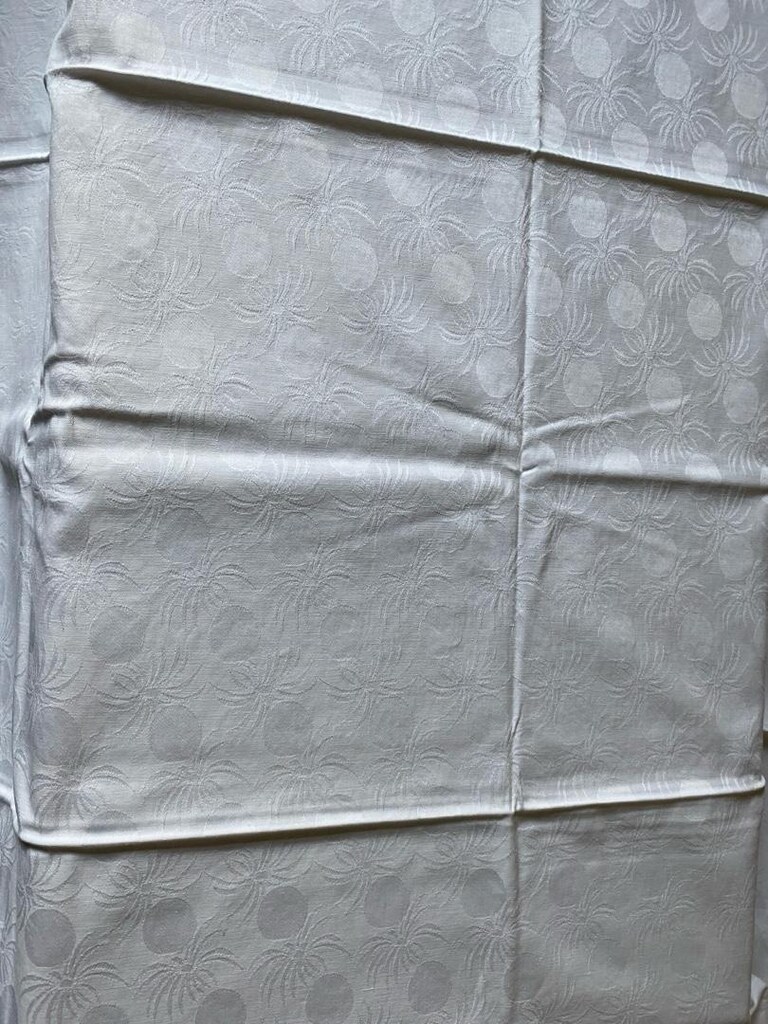 masa - yatak örtüsü 2 metre genişlik 2 metre uzunluk sıfır yeni 600 tl - 2