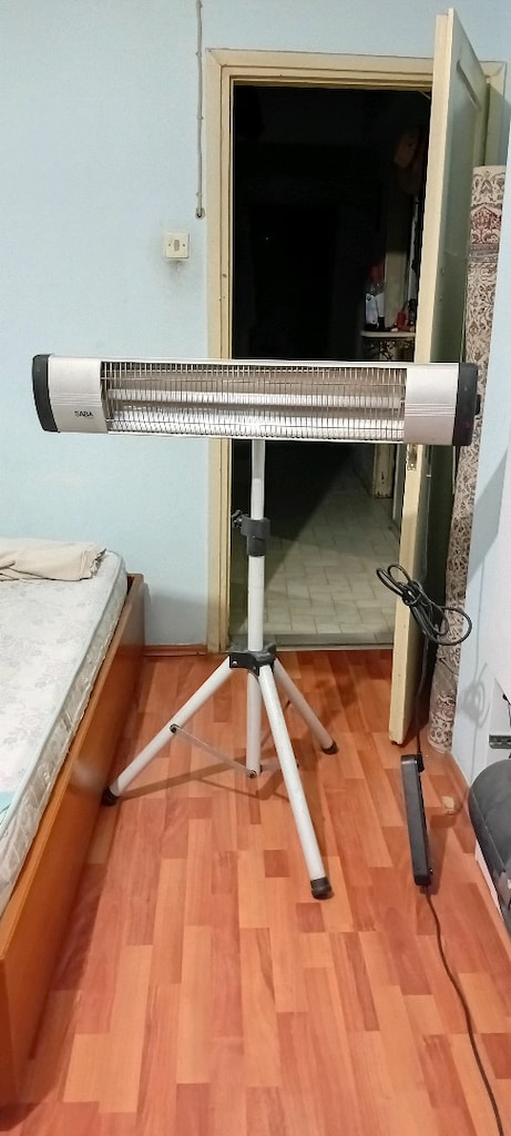 SABA. U F O. TİPİ İNFRARUJ 2000WATT SORUNSUZ TERMOSTATLI TRİPOT SOBA - 2
