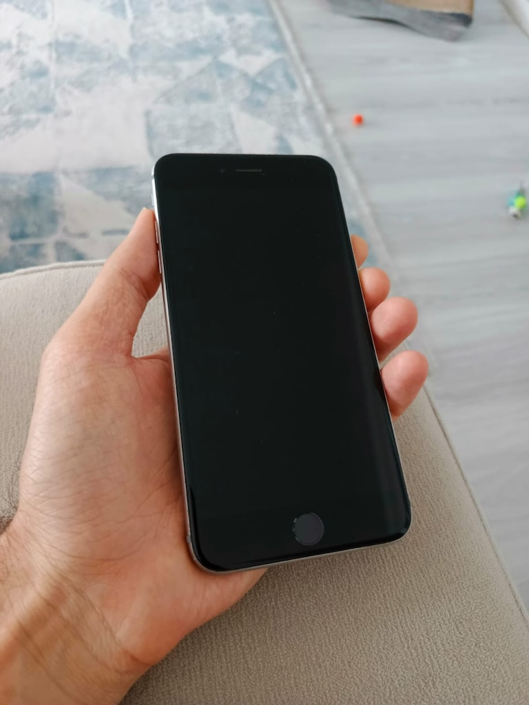 İPHONE 6 PLUS 64GB - 6