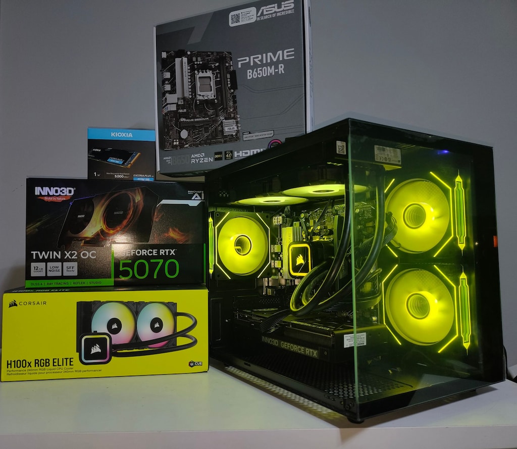 Bilgisayar Oyun Bilgisayarı Gaming PC - Ryzen 7 7800X3D - RTX 5070