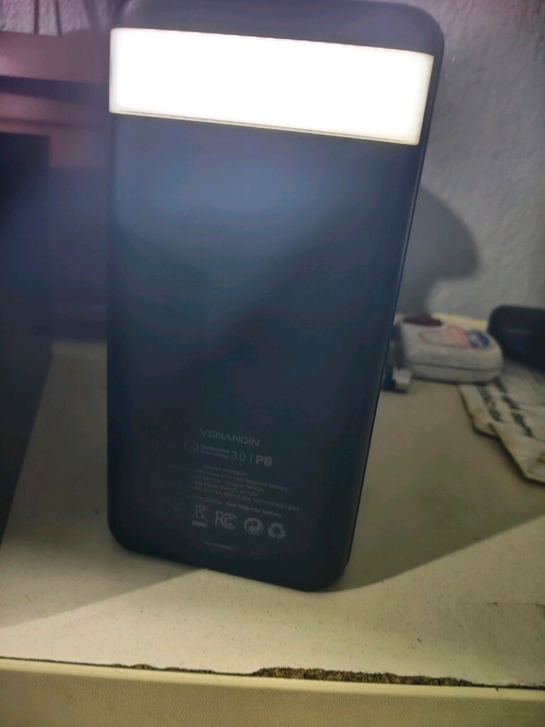 sıfır kutusunda 80.000lik powerbank vendndin msrka kaliteli LED ışıklı - 7