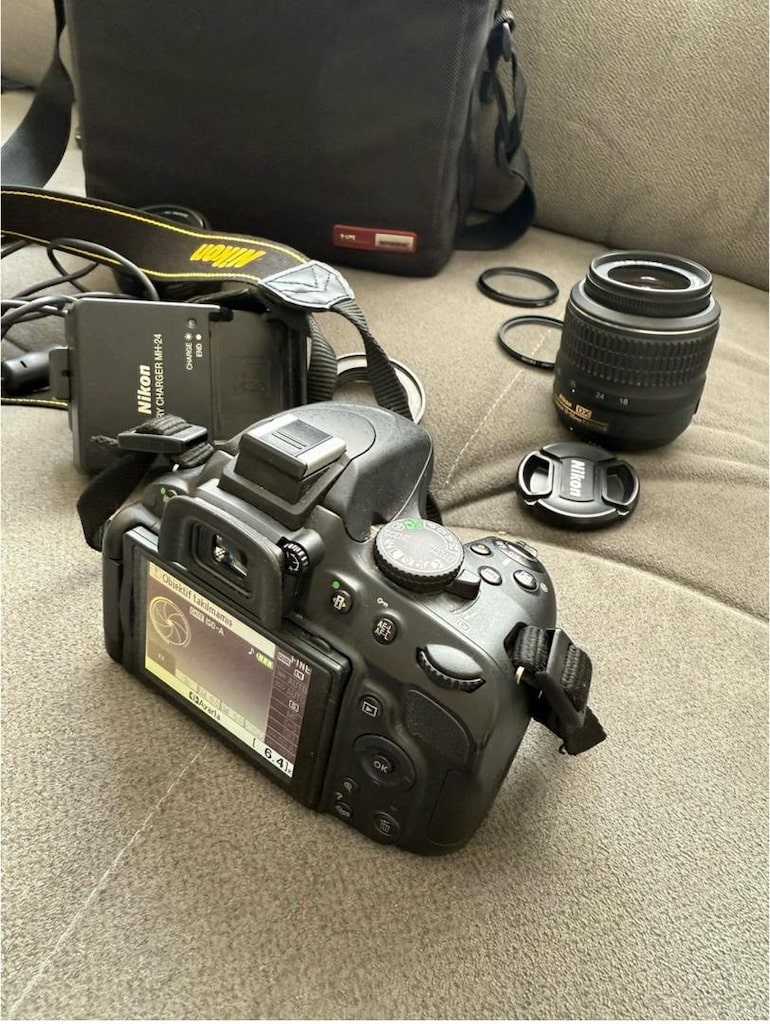 Nikon D5100 - 2