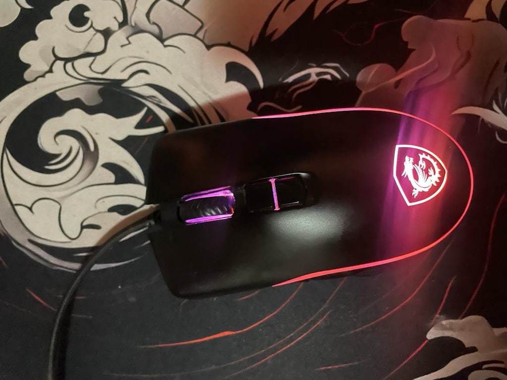 MSI Forge GM300 RGB Oyuncu Mouse'u - letgo'dan Sıfırından Uygun Fiyata Al