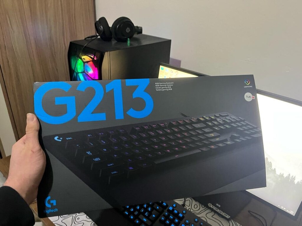 Logitech RGB Oyuncu klavyesi - 2