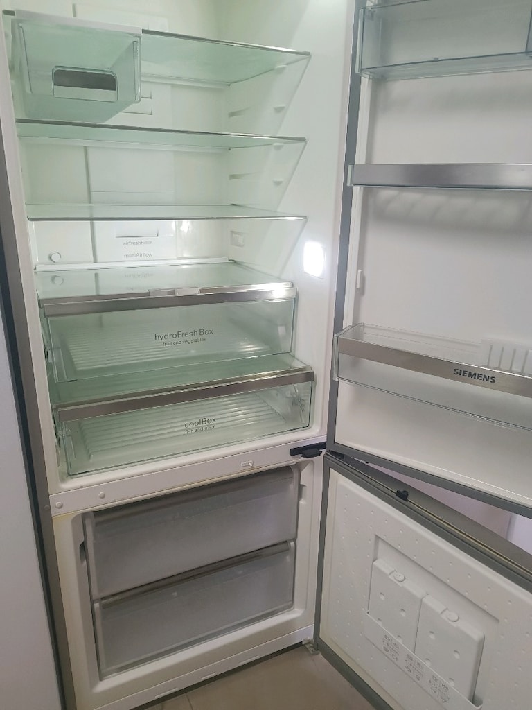 Siemens gri Alttan Donduruculu 500 litre Nofrost Buzdolabı - 10