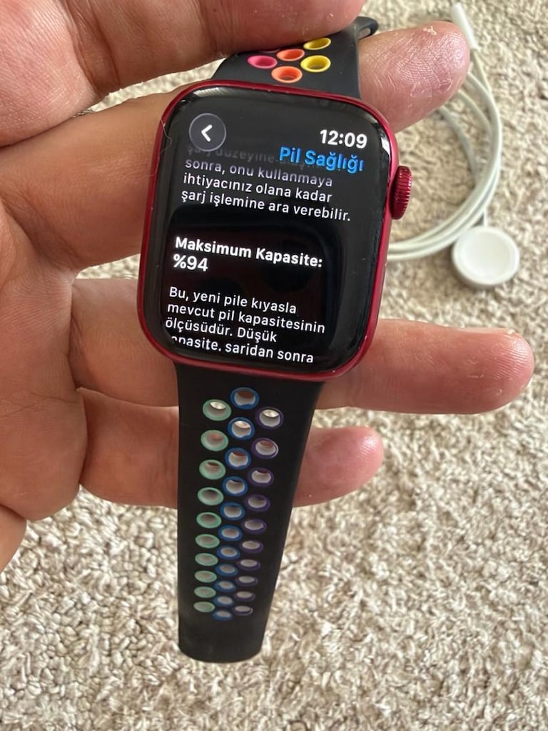 Apple Watch 7. seri 41 mm pil 94 - 7