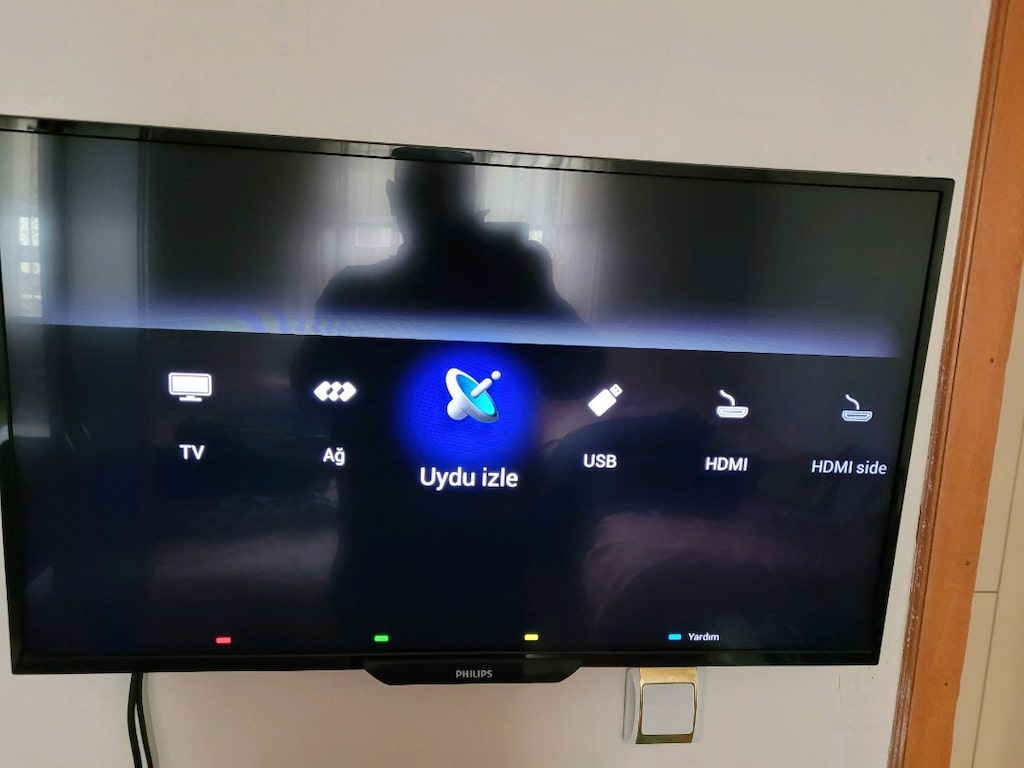 satilik philips 32 inc 82 ekran hd smart tv - 3