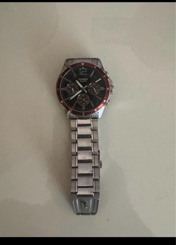 Casio ve sebago kol saati - 2
