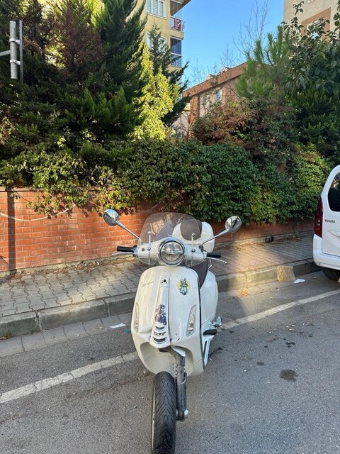 vespa primavera 150