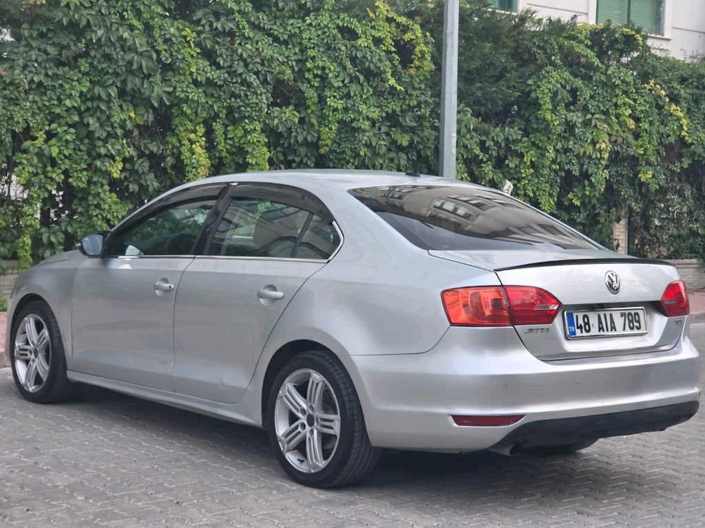 2012 Volkswagen Jetta 1.6 TDI DSG Otomatik – Bakımlı ve Ma - 3