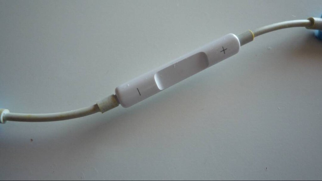 Apple iPhone Mikrofo Lightning 3.5mm Jack Kulaklık Adaptörü Mikrofonlu - 2