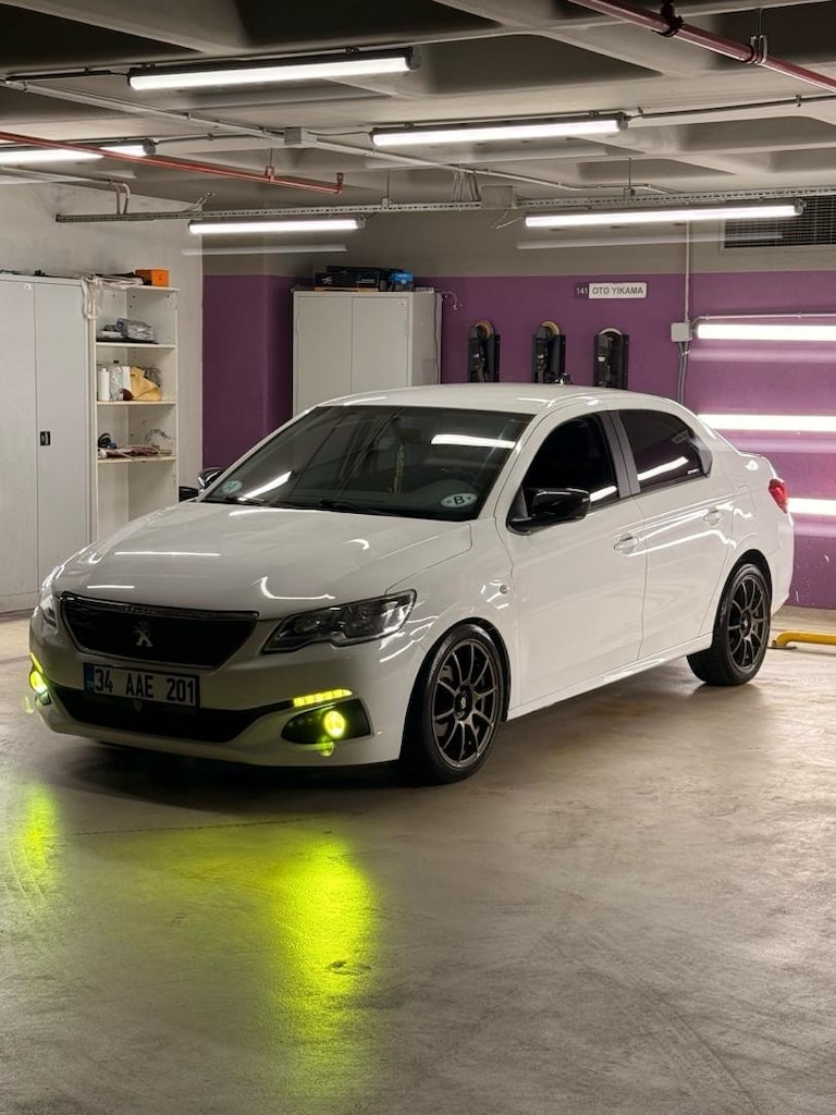 Peugeot 301