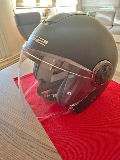 LS2 Açık kask. Classy modeli. XXL beden.