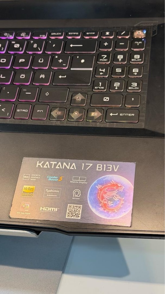 MSI Katana 17 B13VFK | i7-13620H | RTX 4060 8GB | 16GB RAM | 144Hz - 3