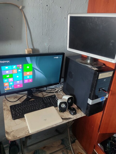 laptop takas olur telofon gibi şeylerne takas olur