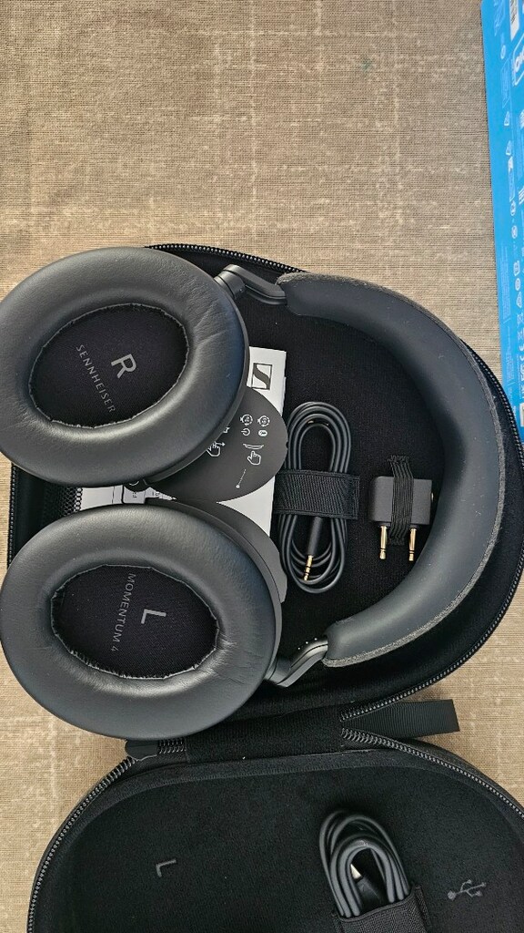 sennheiser momentum 4 - 5