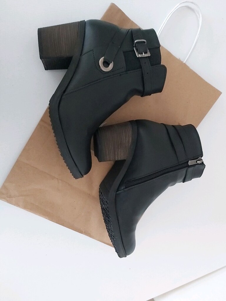 40 numara fermuarlı bot - 3