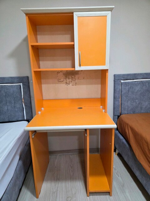 bilgisayar masası