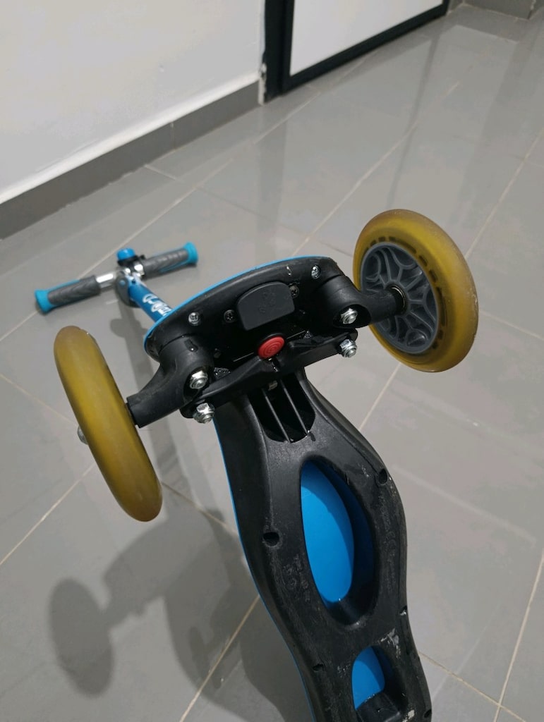 Globber Elite Deluxe Scooter - 7