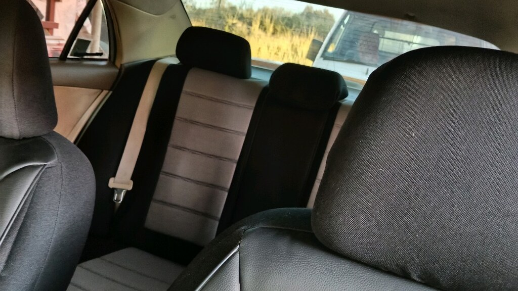 toyota corolla elegant 1.6 - 6