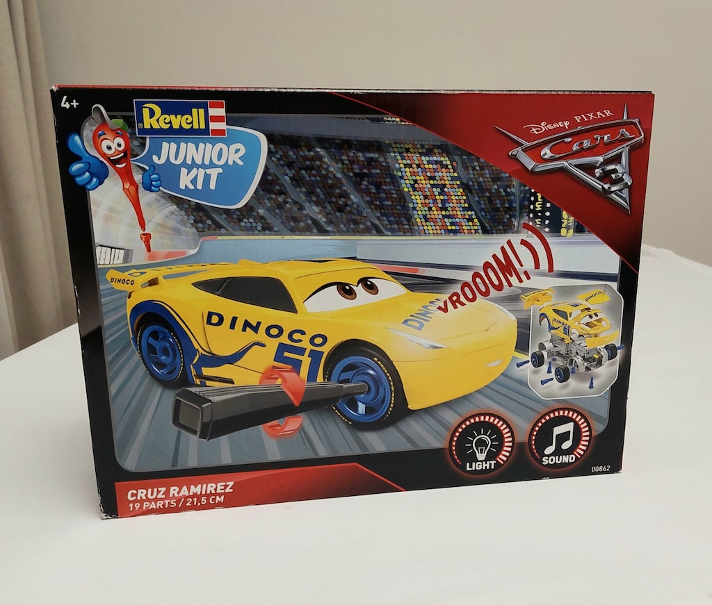 Revell Junior Kit - Cars Dinoco (Sıfır Kutusunda) - 9