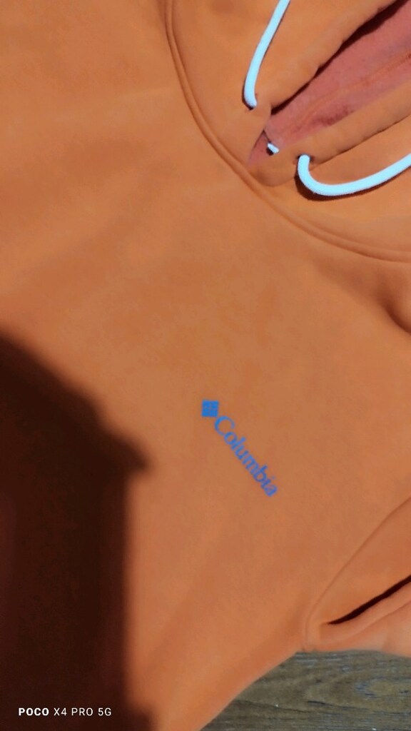 #Columbia kapişonlu sweat mont Eni 55  Boyu 58Bu tipten çokça var.. - 2