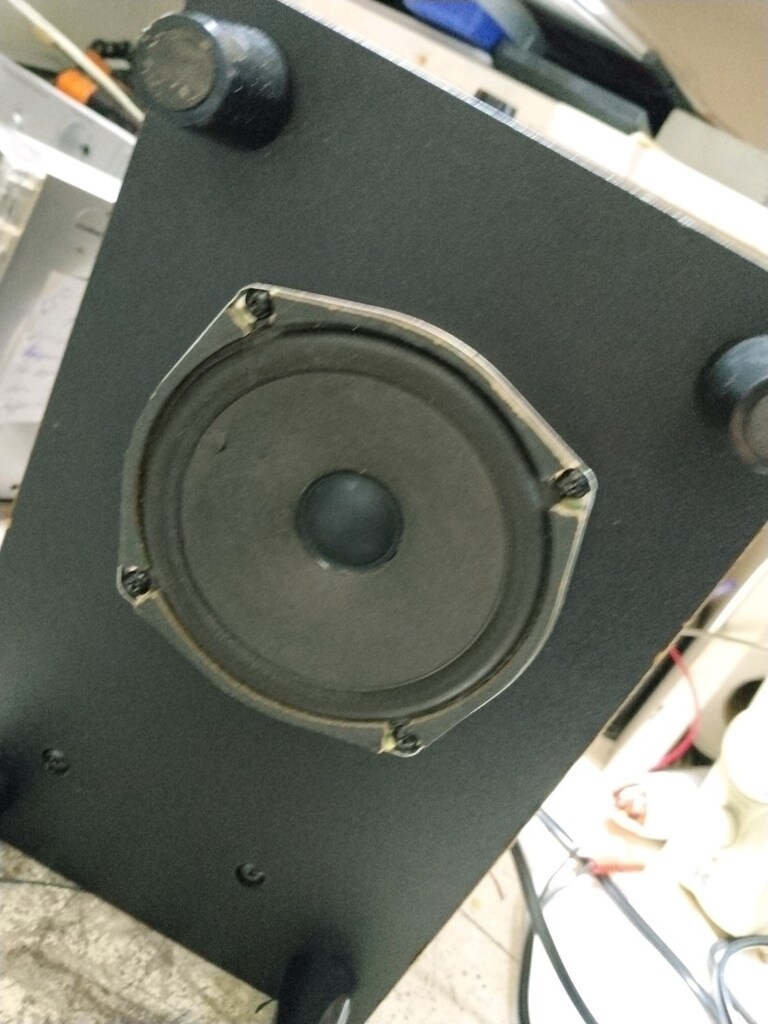PHILIPS - SPA 2300 /00 MARKA VE MODEL NUMARALI SUBWOOFER 2+1 SISTEM - 8