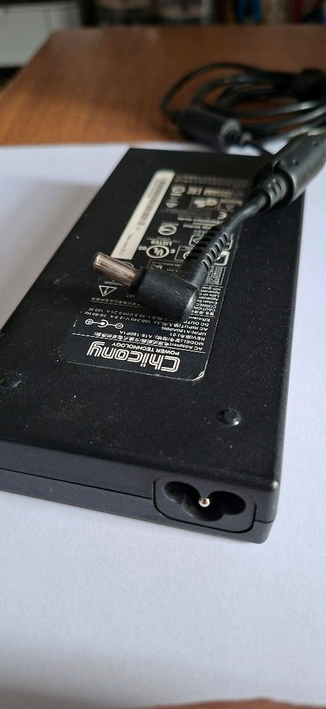 Orjinal MSI + Monster Chicony 19.5v - 9.23a - 180w Notebook Adaptör - 2
