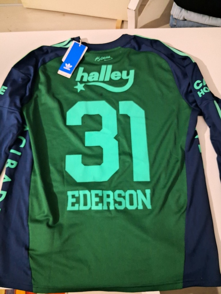 ederson yeni sezon çok beğenilen forma ıslak imzalı - 2