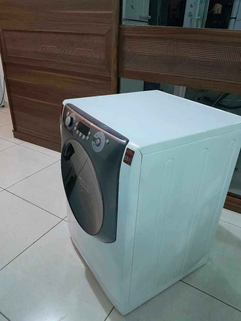 Temiz sağlam hotpoint ariston marka 9 kiloluk çamaşır makinesi - 4