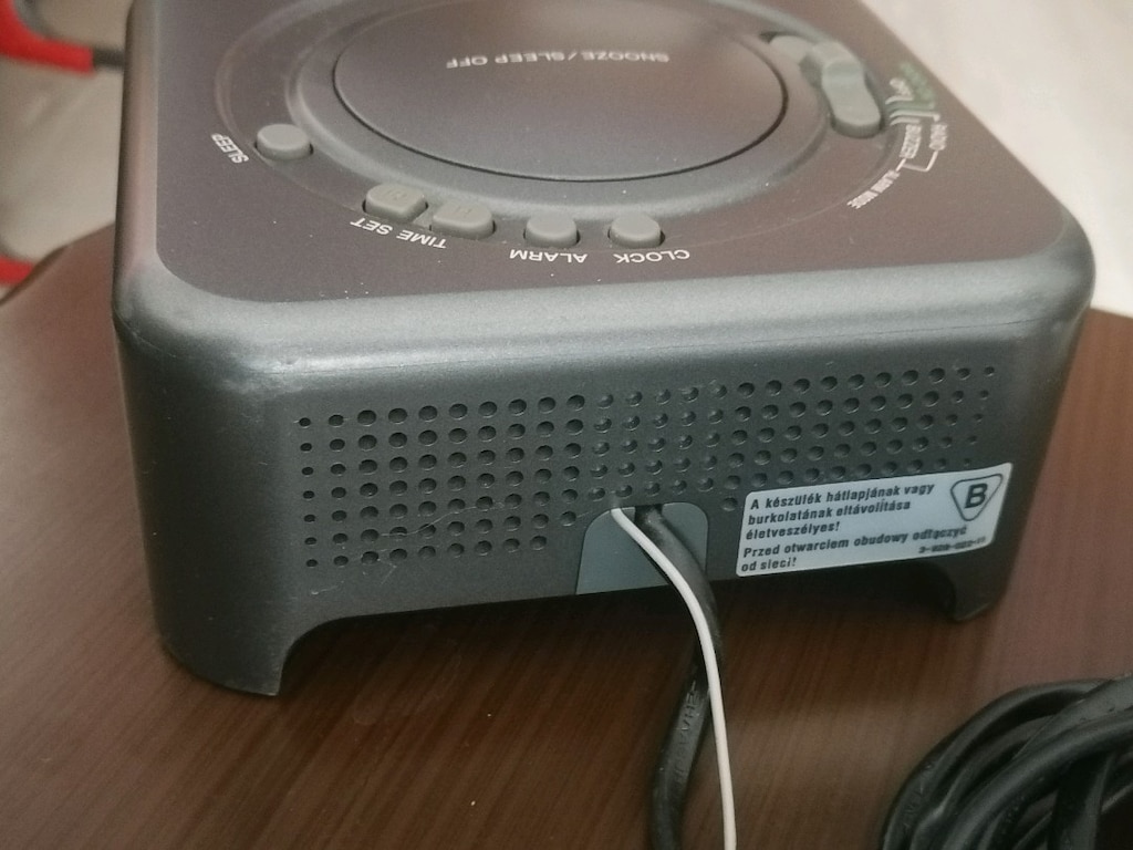 FIRSAT SONY RADYO ve ÇALAR SAAT - 5