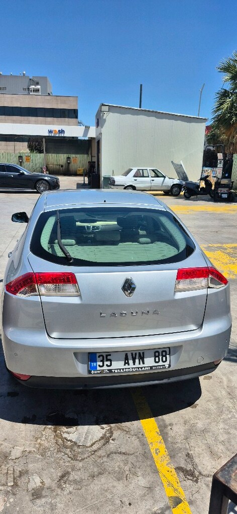 ACİLLL SATILIK RENAULT LAGUNA PRİVİLEGE full paket sıfır motor - 8