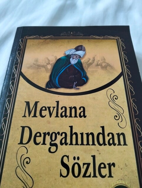 Mevlana Dergahından Sözler Kitap