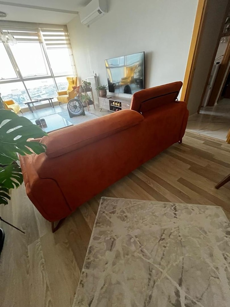 Modern 3 Kişilik Koltuk | Çok Temiz | Ayarlanabilir Başlıklı | 223x88 - 4