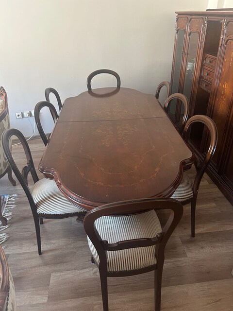 Koltuk takımı,masa 8 sandalye ve büfe
